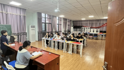 遵義師范學(xué)院心理健康與咨詢中心召開志愿者業(yè)務(wù)能力提升專題培訓(xùn)會(huì)