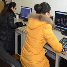 服裝產(chǎn)業(yè)賦能新引擎 武侯區(qū)華藝教育信息咨詢(xún)服務(wù)部的專(zhuān)業(yè)路徑